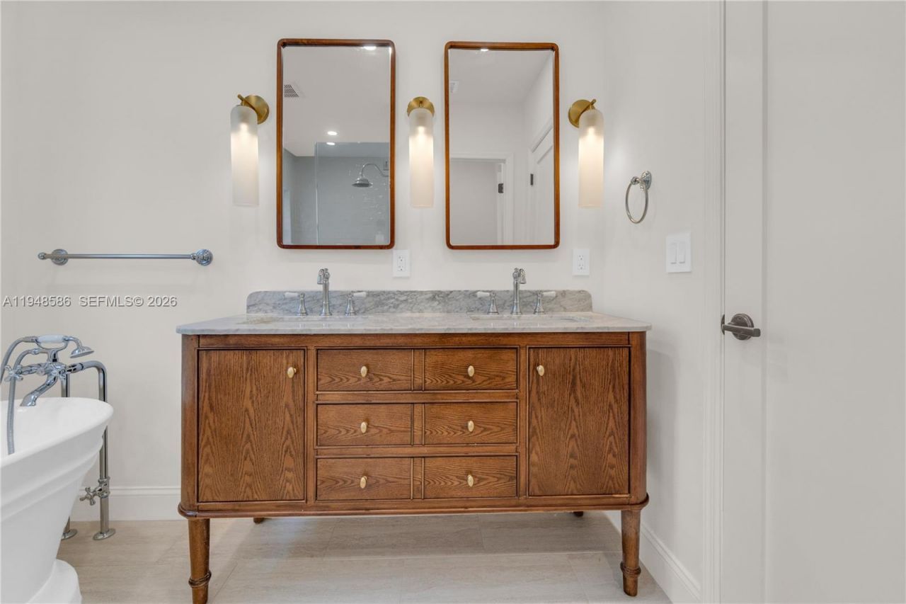 69 NW 94th St, Miami Shores, FL 33150 Photo