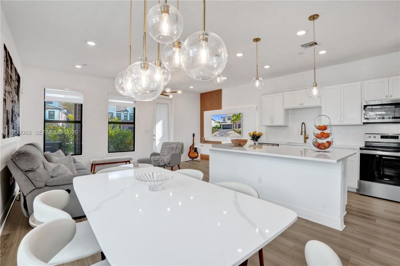 8360 NW 7th Pl, Plantation, FL 33324 Photo