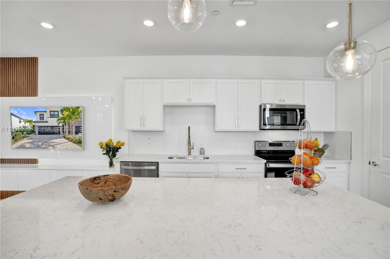 8360 NW 7th Pl, Plantation, FL 33324 Photo