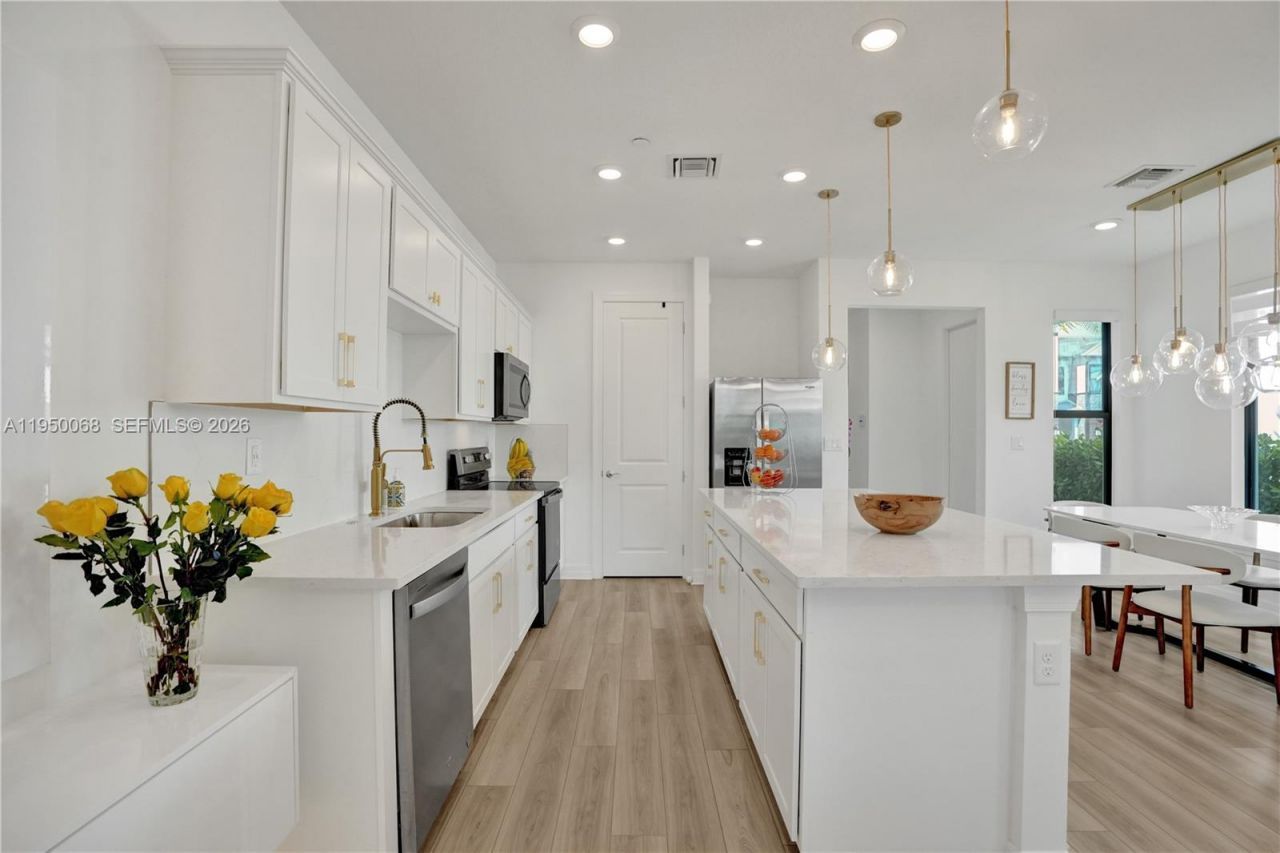 8360 NW 7th Pl, Plantation, FL 33324 Photo