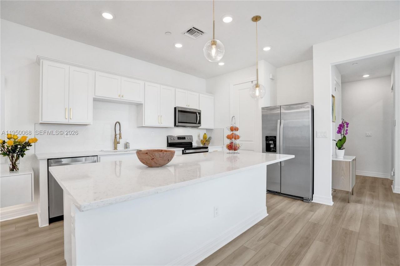 8360 NW 7th Pl, Plantation, FL 33324 Photo