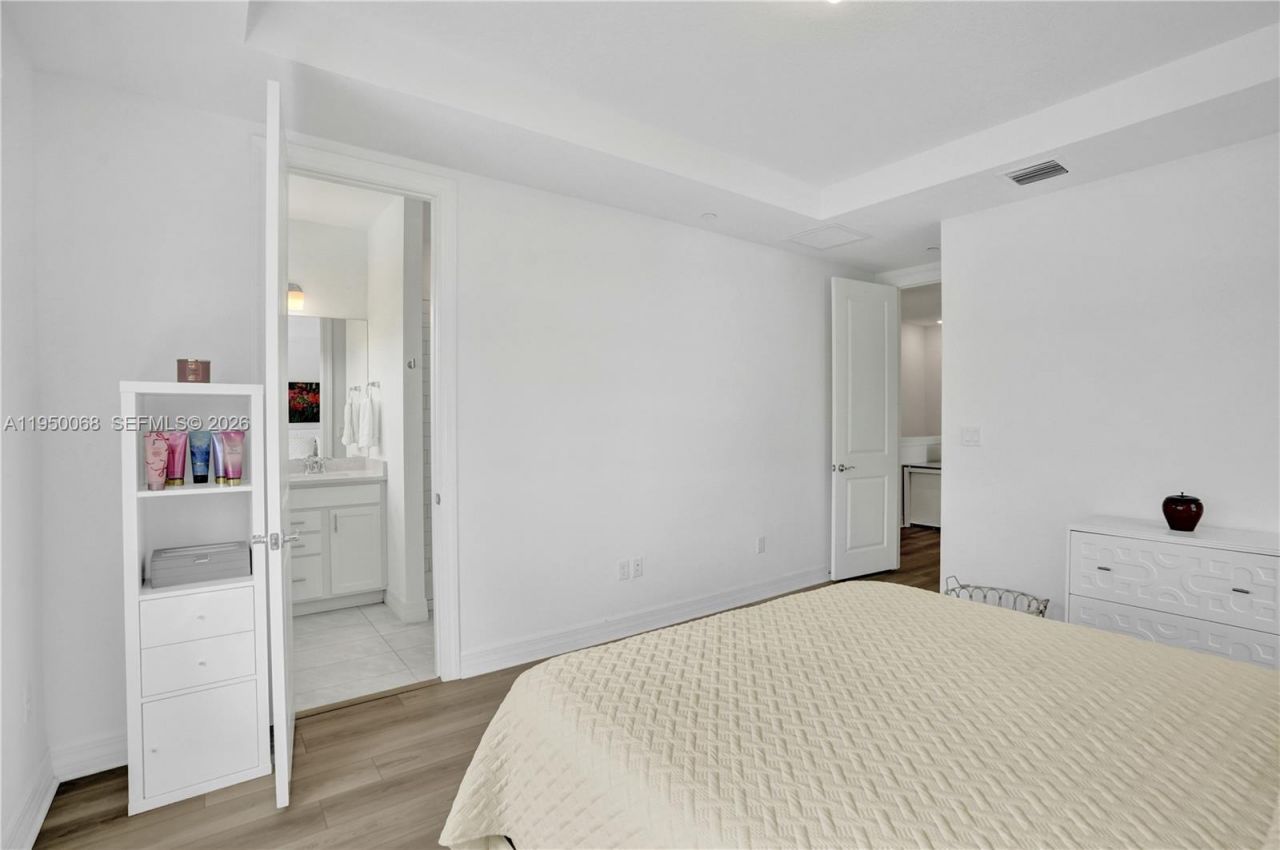 8360 NW 7th Pl, Plantation, FL 33324 Photo