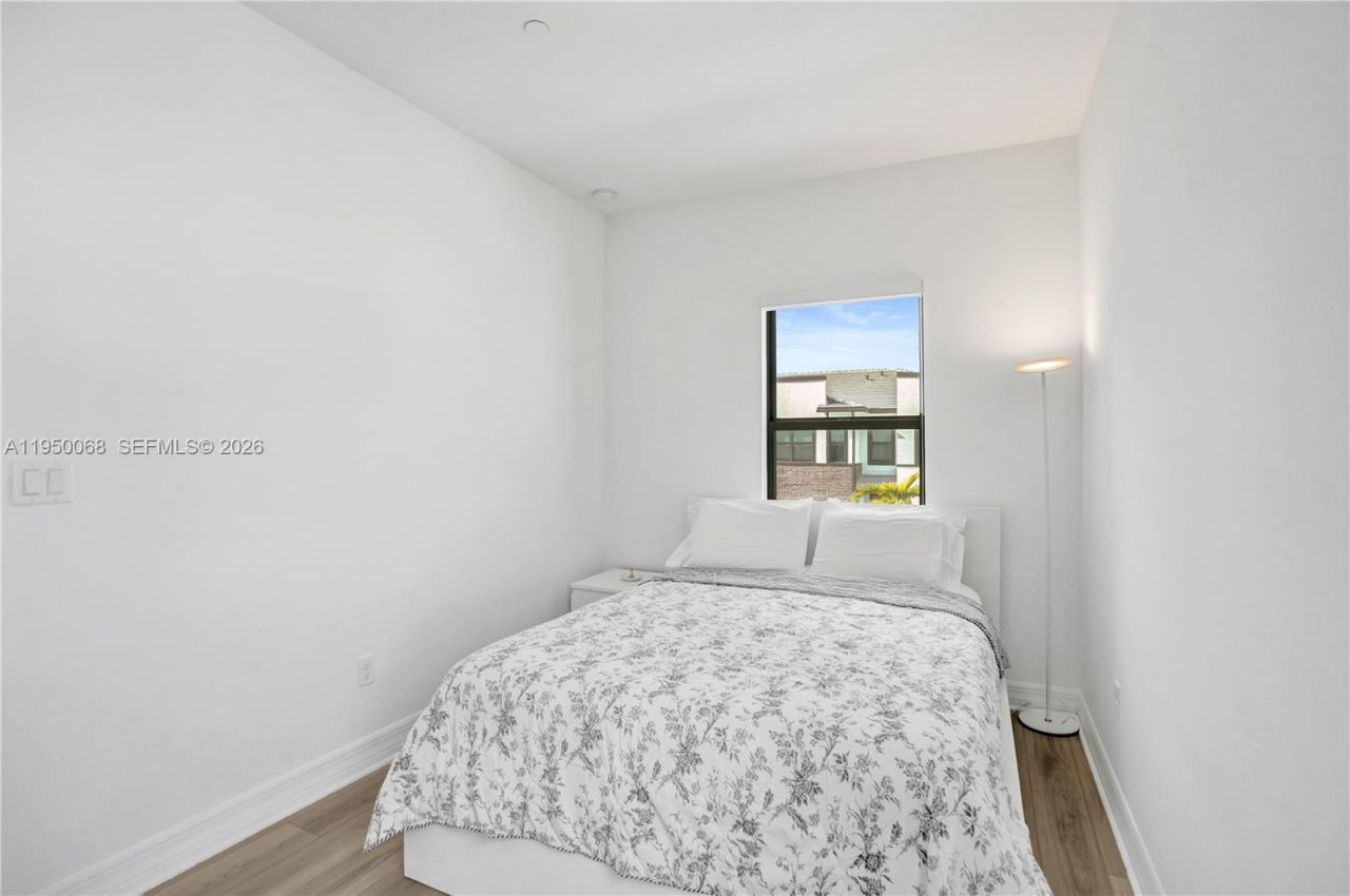 8360 NW 7th Pl, Plantation, FL 33324 Photo