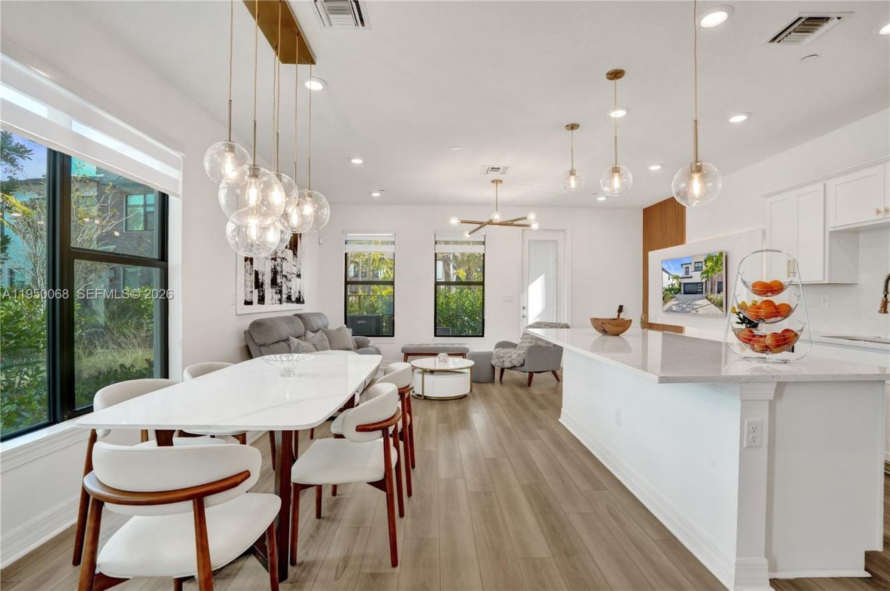 8360 NW 7th Pl, Plantation, FL 33324 Photo