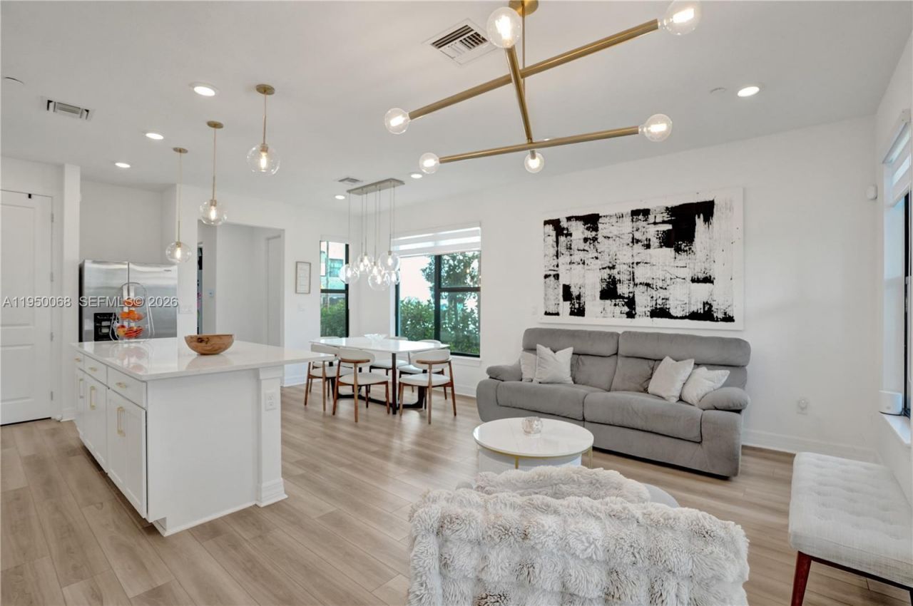 8360 NW 7th Pl, Plantation, FL 33324 Photo