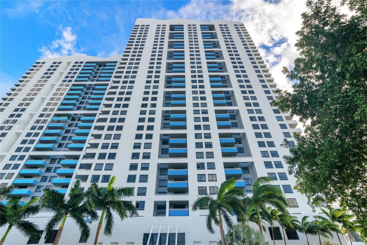 1330 West Ave, Unit 2409, Miami Beach, FL 33139 Photo