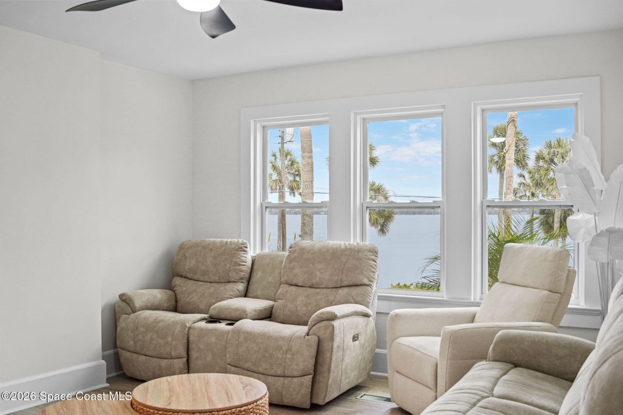 803 N Indian River Drive N, Cocoa, FL 32922 Photo