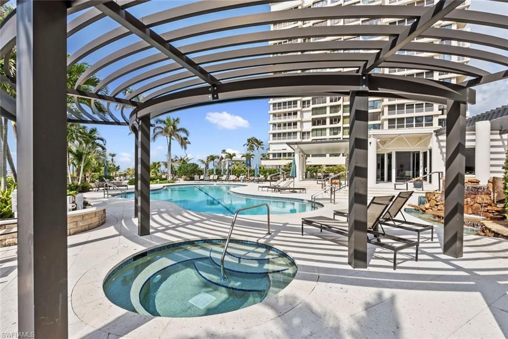 4251 Gulf Shore Blvd N, Unit 6A, Naples, FL 34103 Photo