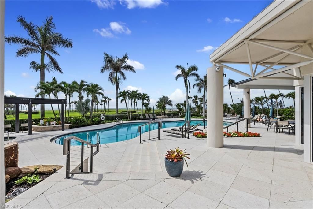 4251 Gulf Shore Blvd N, Unit 6A, Naples, FL 34103 Photo