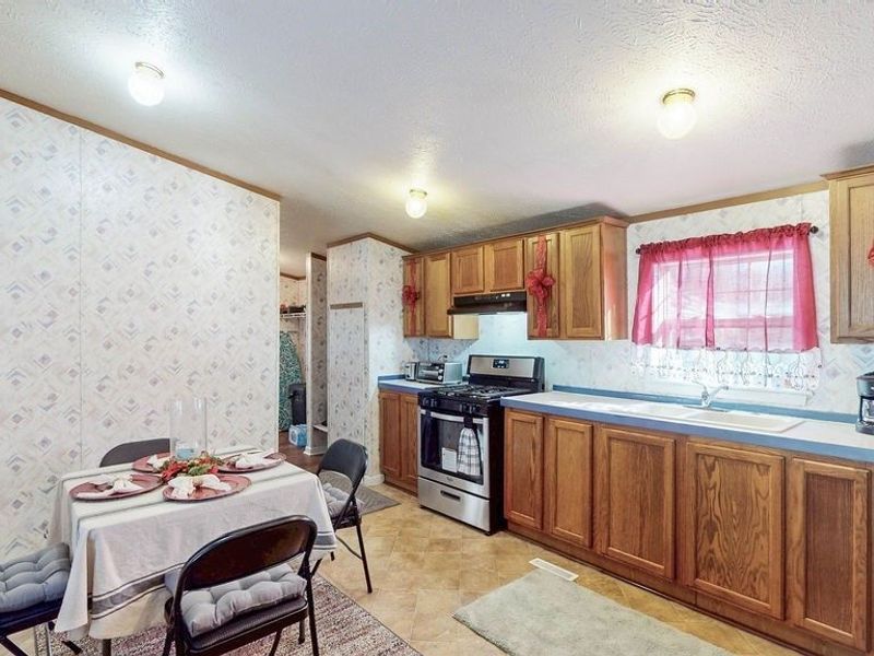 6758 Sumner Road, Ravenna, OH 44266 Photo 17