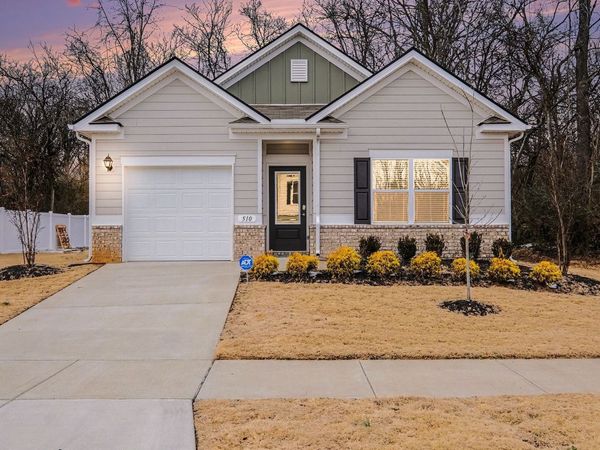 510 Hutton Dr, Columbia, TN 38401