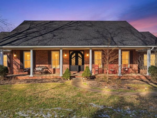2214 Henpeck Ln, Franklin, TN 37064