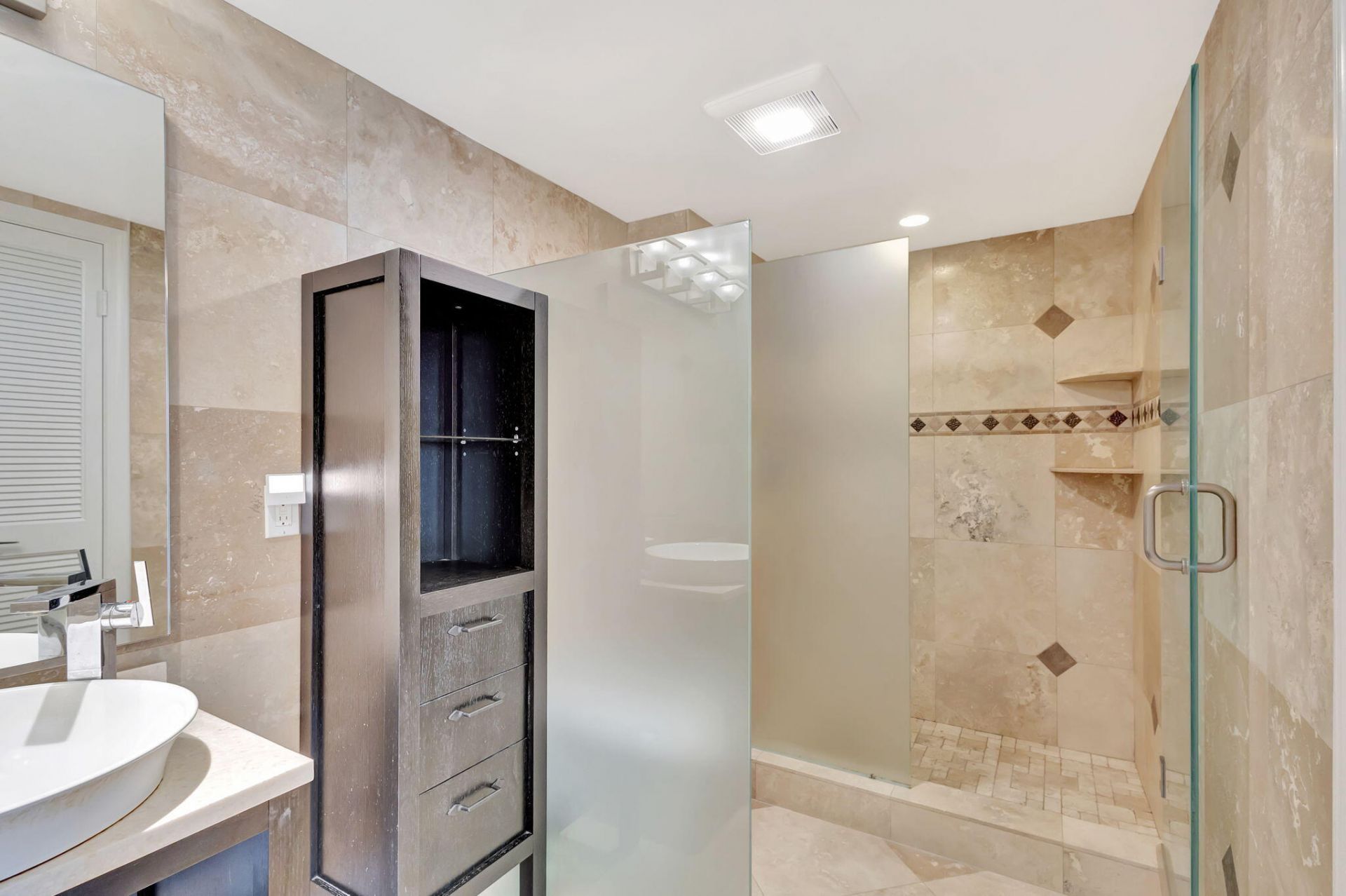 400 Beach Road, Unit 103, Tequesta, FL 33469 Photo