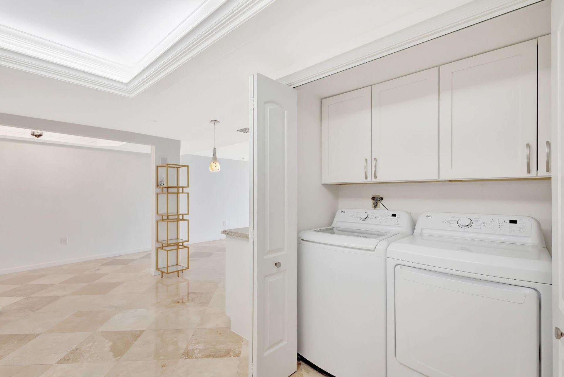 400 Beach Road, Unit 103, Tequesta, FL 33469 Photo