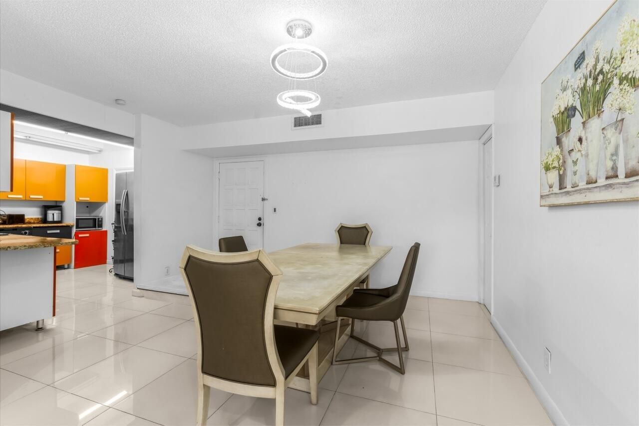 6301 N Falls Cir Drive, Unit 307, Lauderhill, FL 33319 Photo