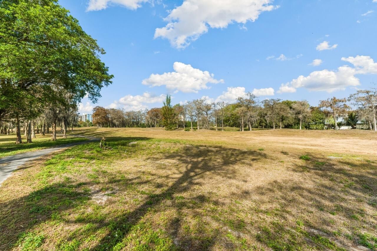 6301 N Falls Cir Drive, Unit 307, Lauderhill, FL 33319 Photo