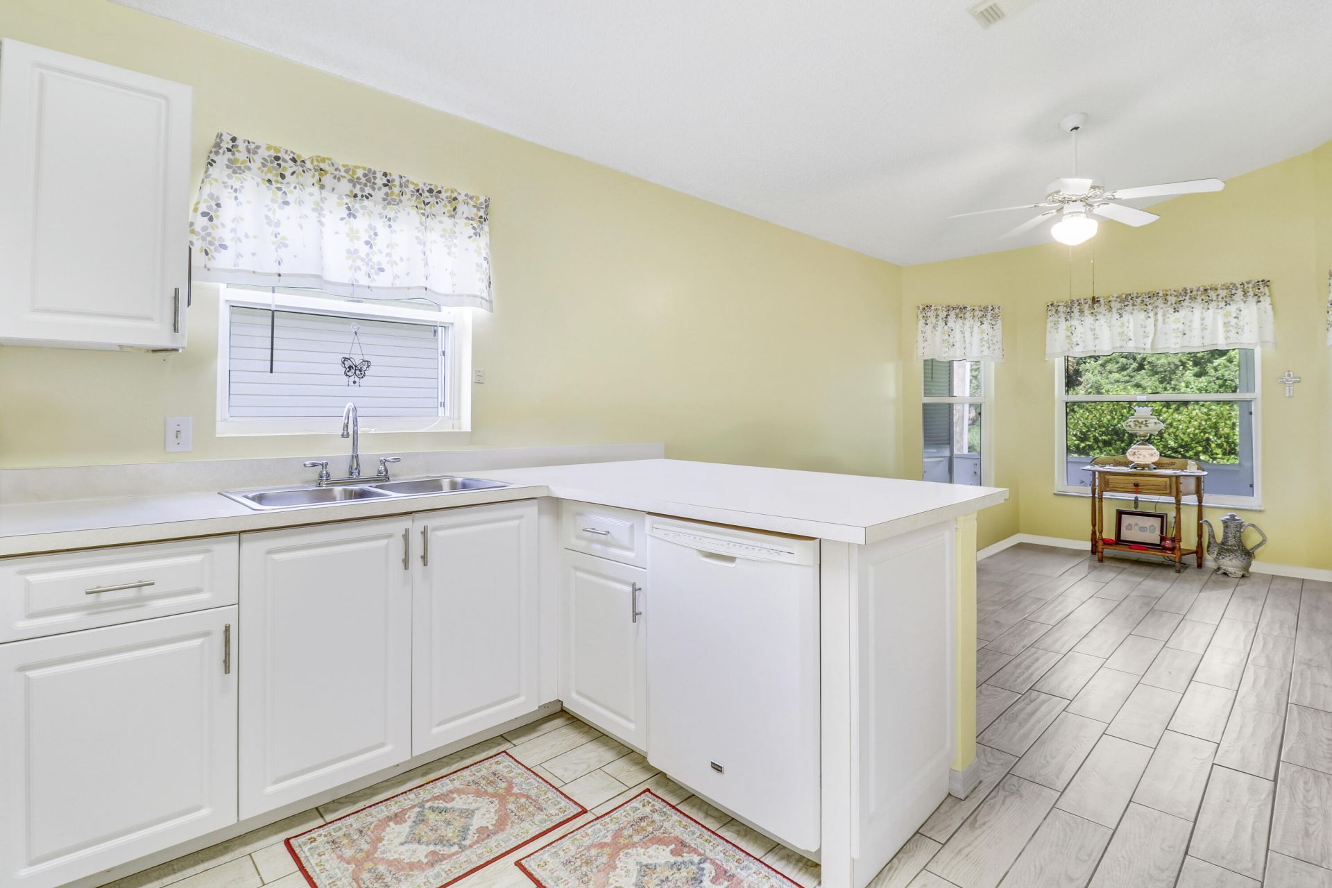 6018 Travelers Way, Fort Pierce, FL 34982 Photo