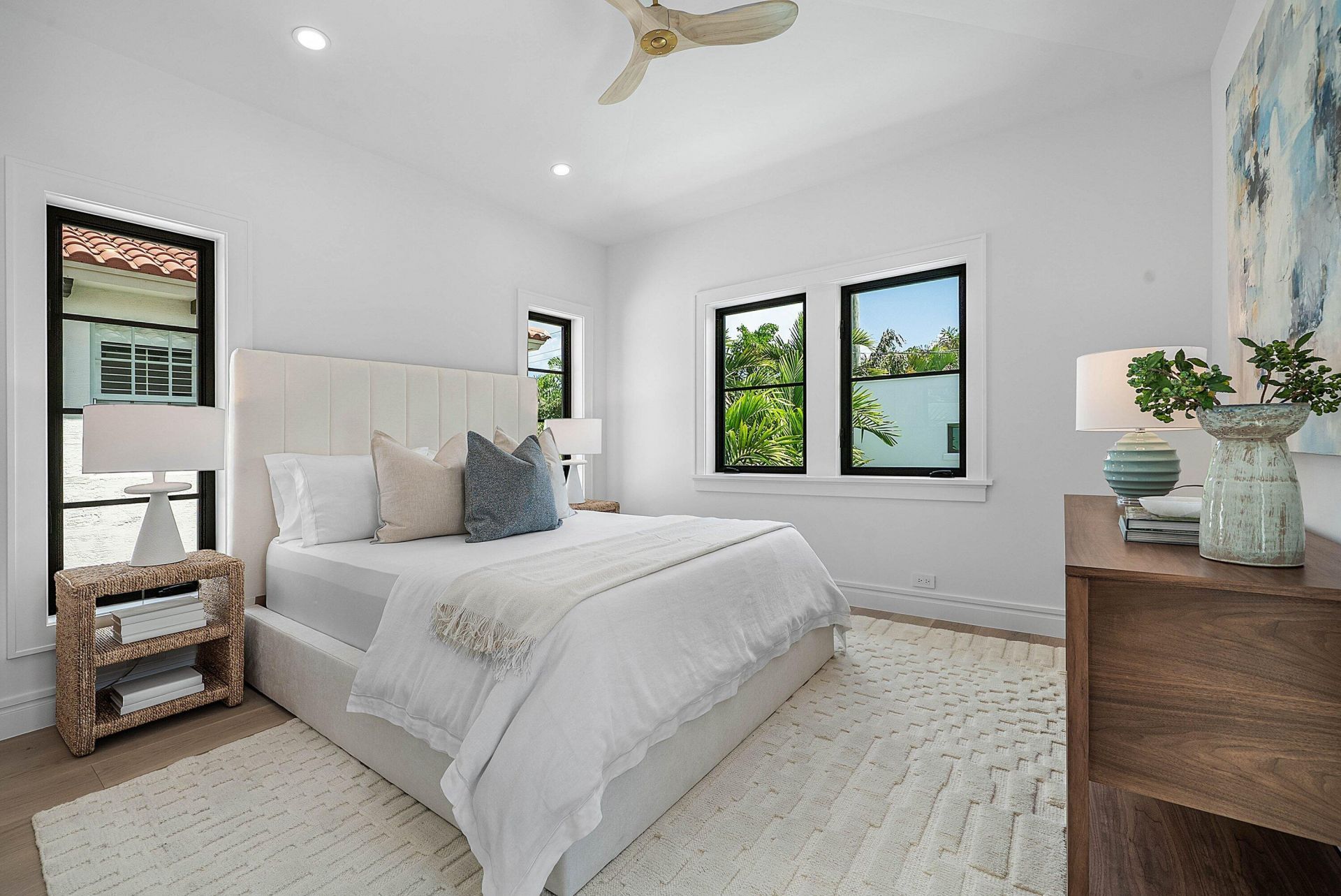 230 Pershing Way, West Palm Beach, FL 33401 Photo