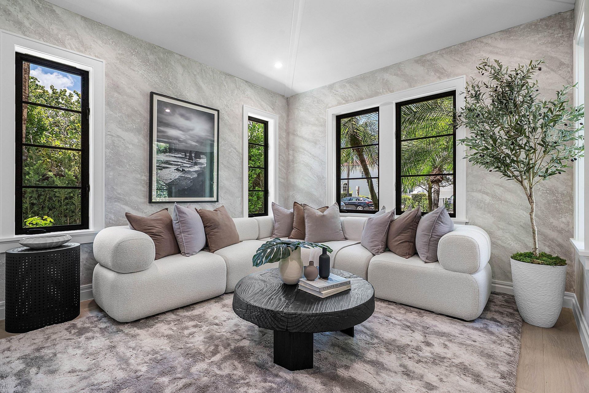 230 Pershing Way, West Palm Beach, FL 33401 Photo