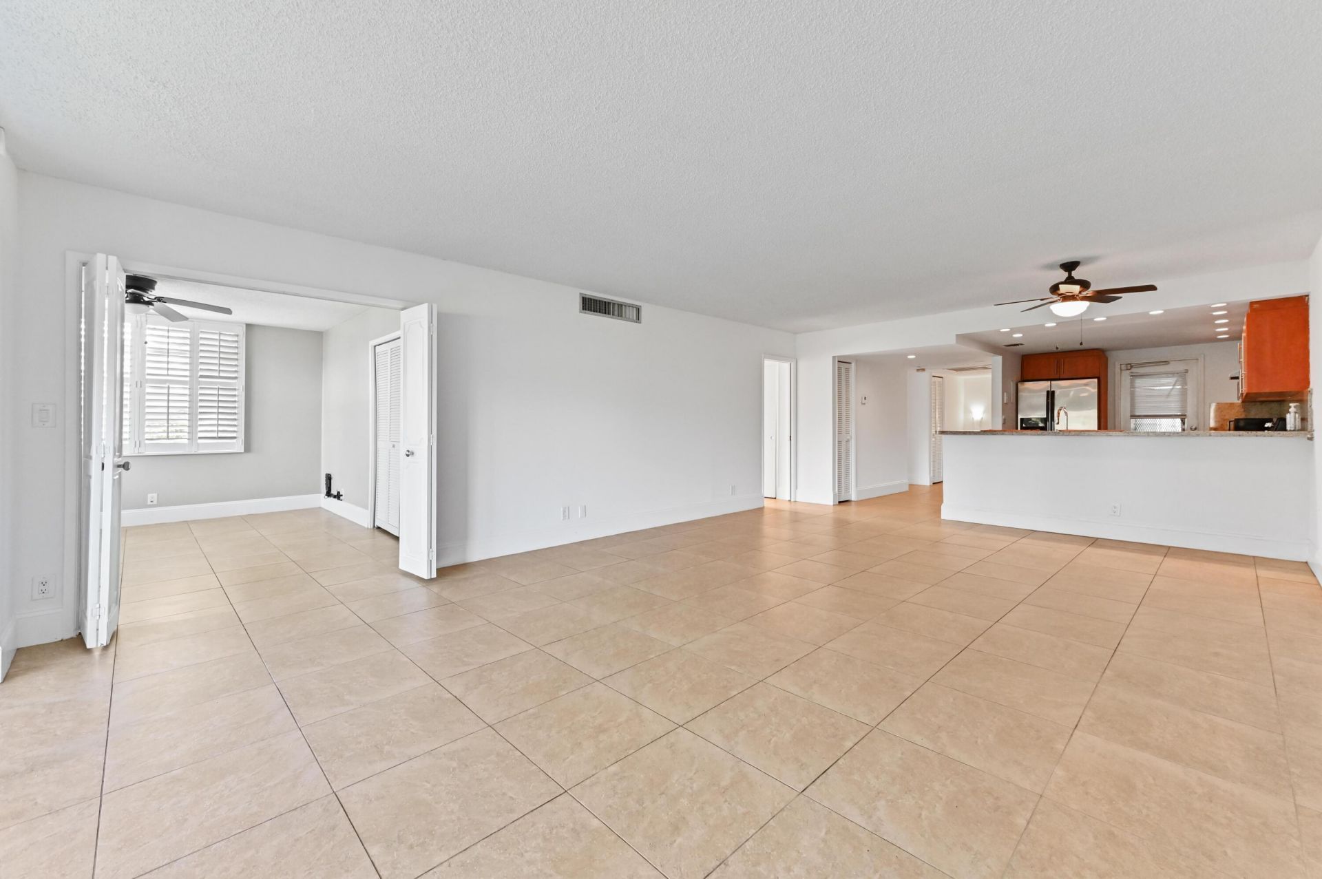 2851 S Palm Aire Drive, Unit 101, Pompano Beach, FL 33069 Photo