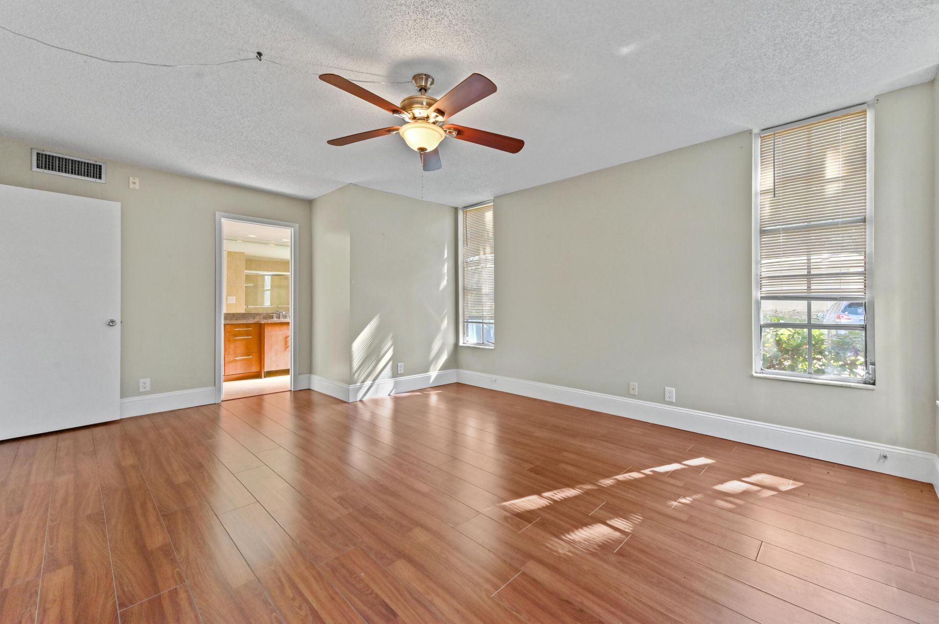 2851 S Palm Aire Drive, Unit 101, Pompano Beach, FL 33069 Photo