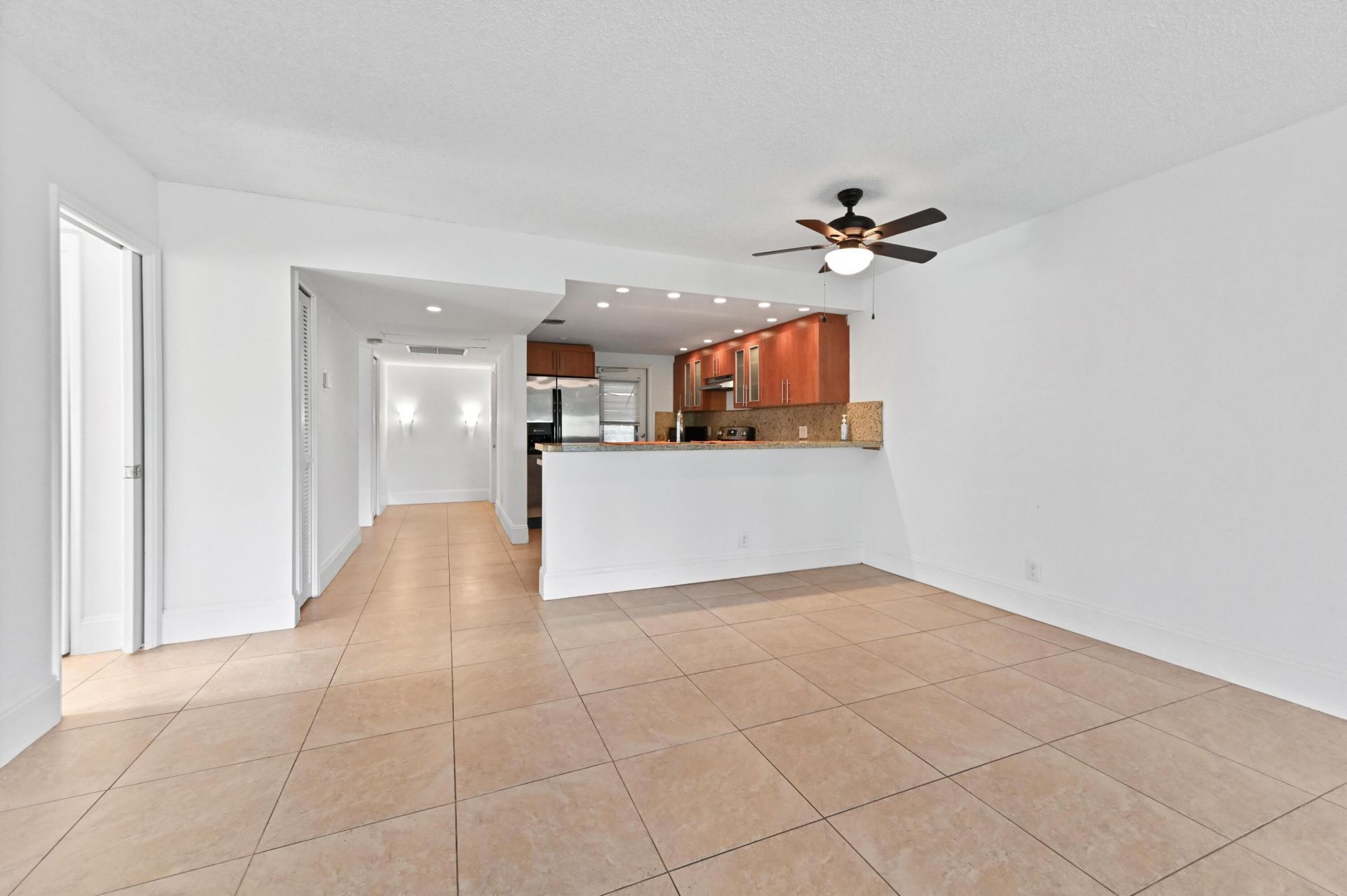 2851 S Palm Aire Drive, Unit 101, Pompano Beach, FL 33069 Photo