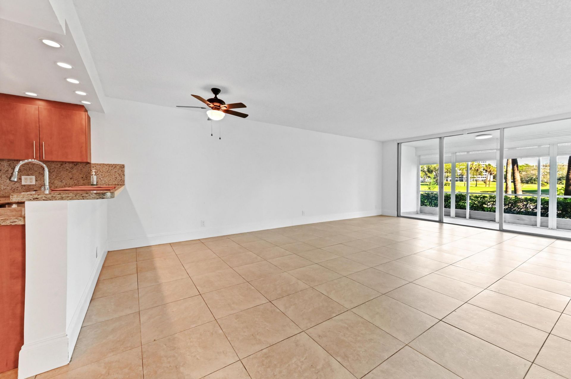 2851 S Palm Aire Drive, Unit 101, Pompano Beach, FL 33069 Photo