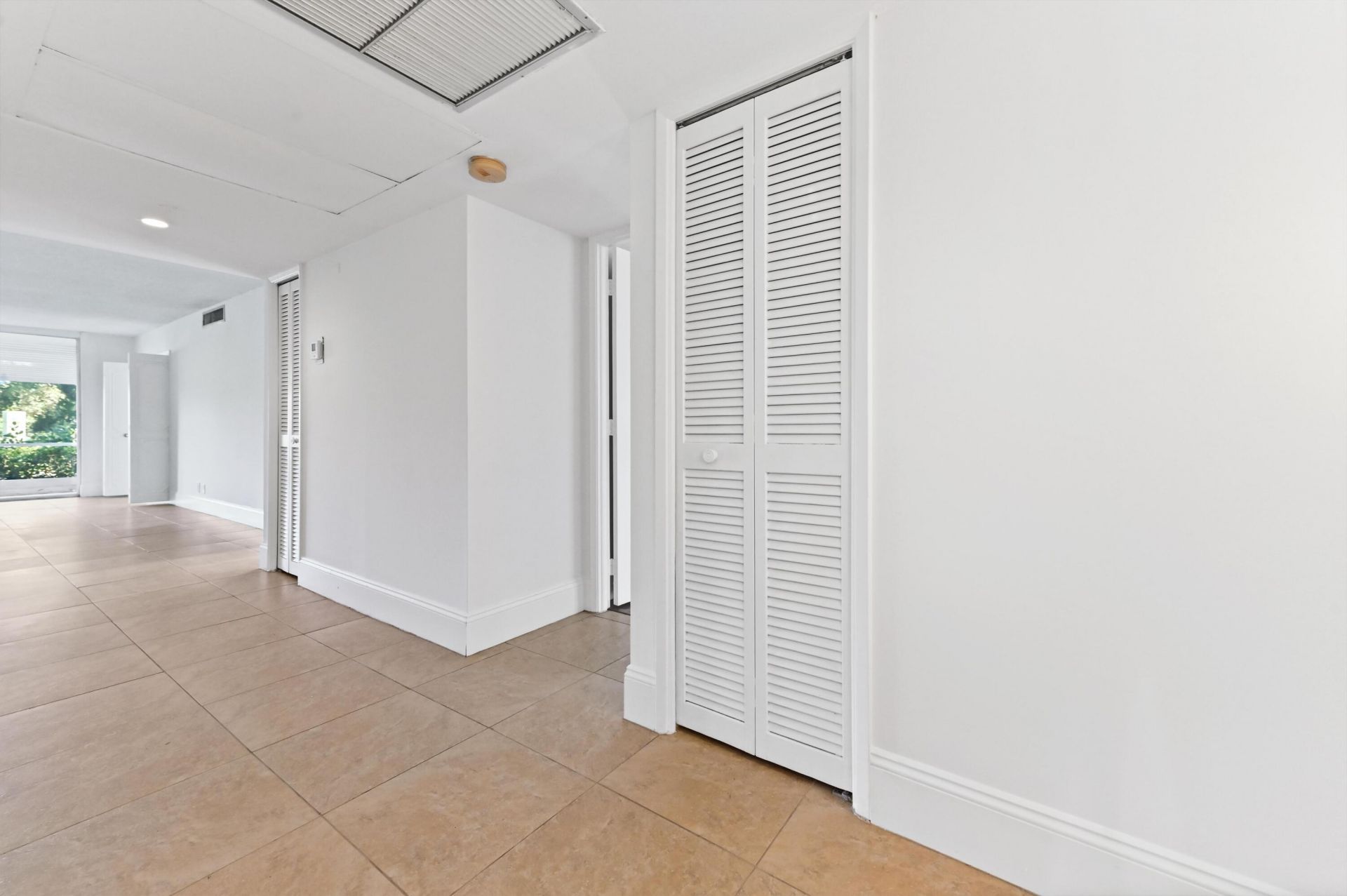 2851 S Palm Aire Drive, Unit 101, Pompano Beach, FL 33069 Photo