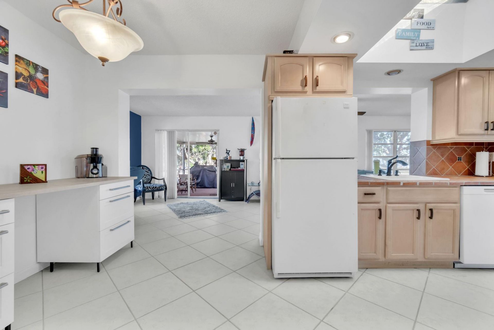 1705 NW 69th Terrace, Margate, FL 33063 Photo