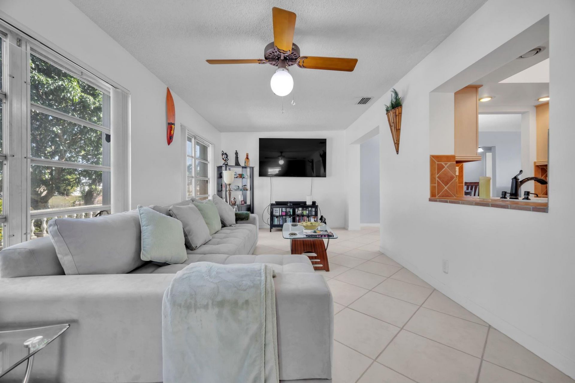 1705 NW 69th Terrace, Margate, FL 33063 Photo