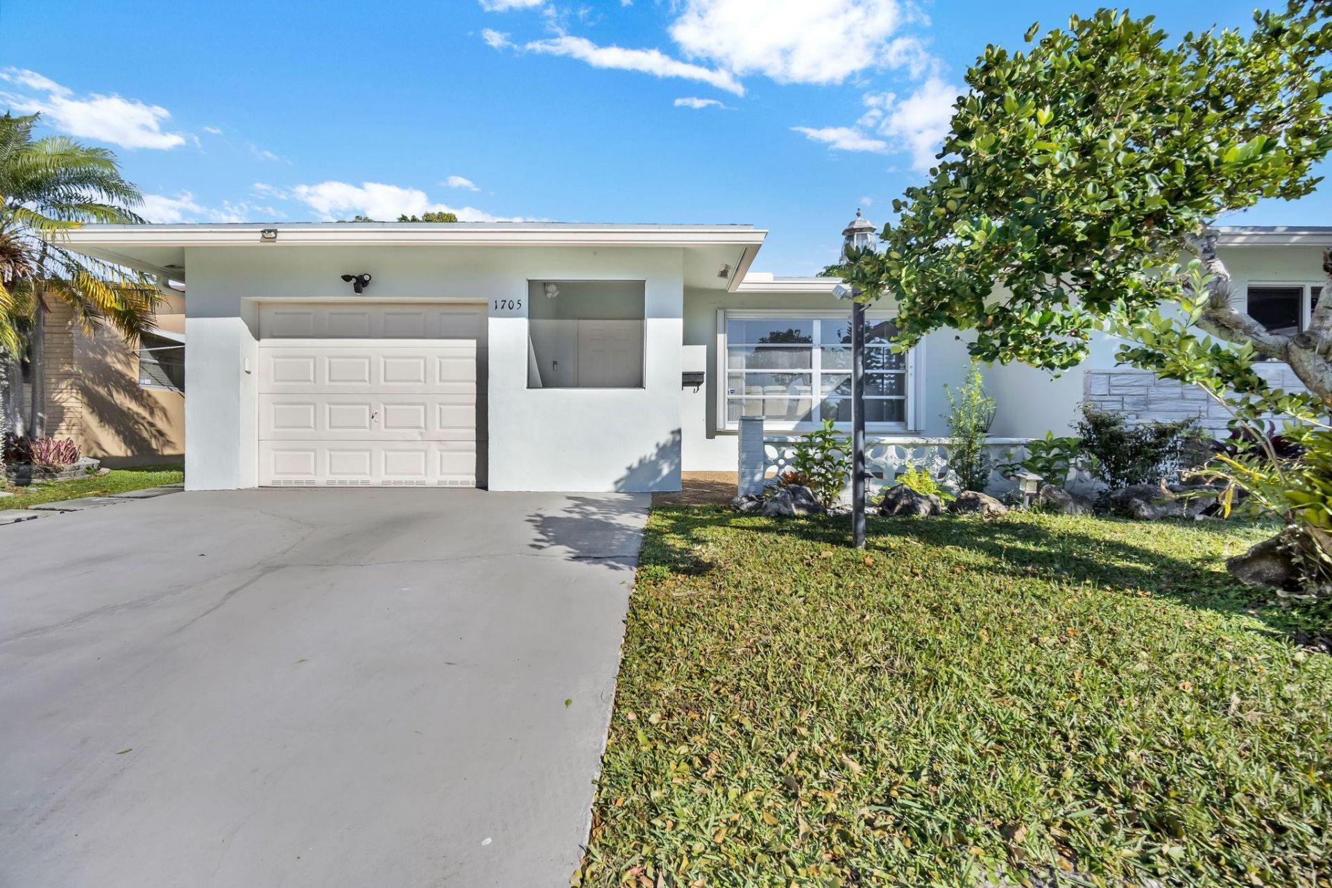 1705 NW 69th Terrace, Margate, FL 33063 Photo