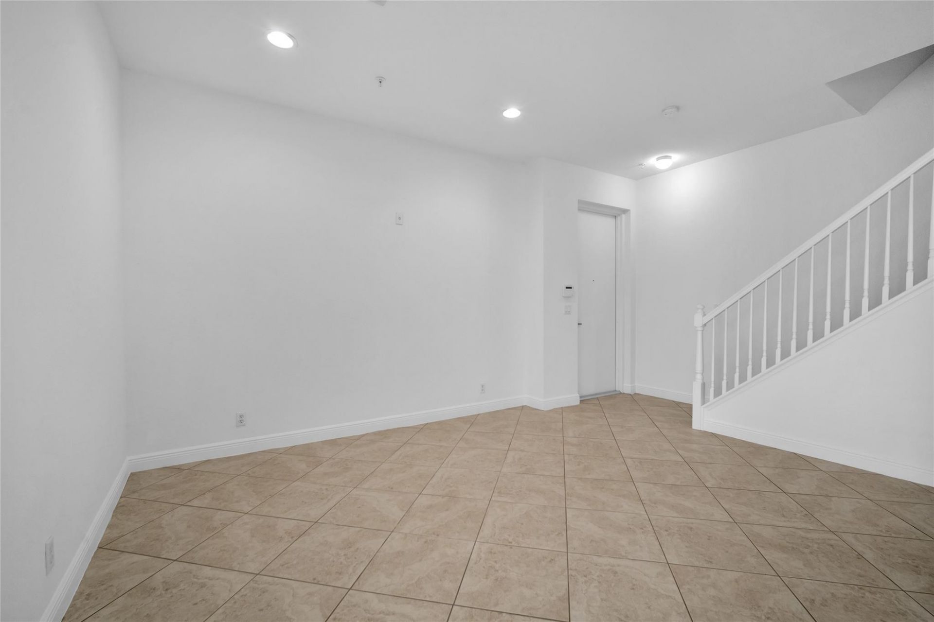 6809 N Lakeside Circle, Unit 101, Davie, FL 33314 Photo
