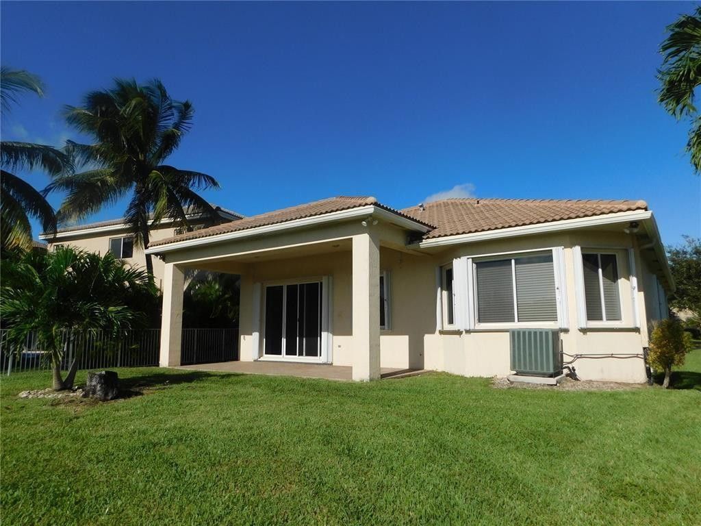 19484 SW 60th Court, Pembroke Pines, FL 33332 Photo