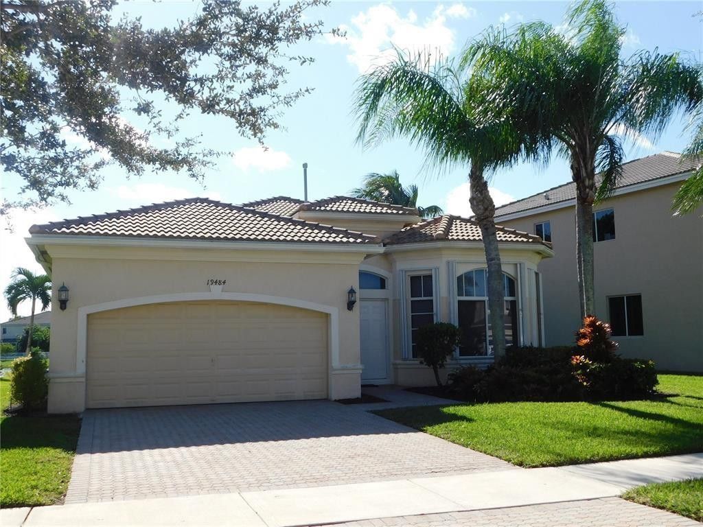 19484 SW 60th Court, Pembroke Pines, FL 33332 Photo