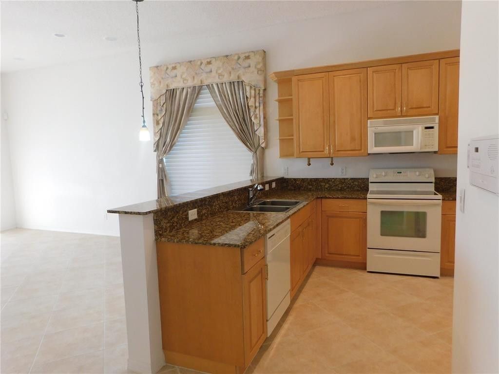 19484 SW 60th Court, Pembroke Pines, FL 33332 Photo