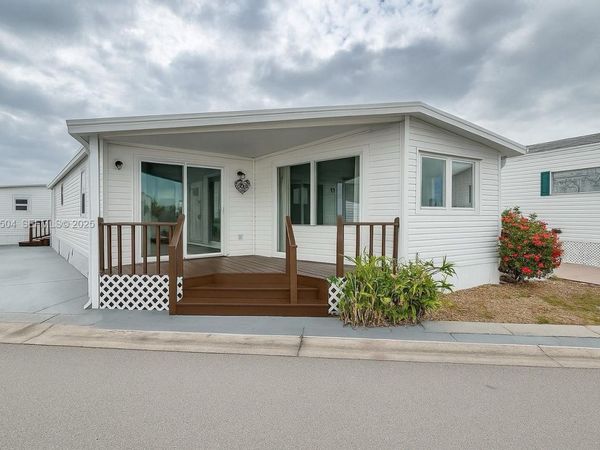 204 Flamingo Dr, Unit 1, Briny Breezes, FL 33435