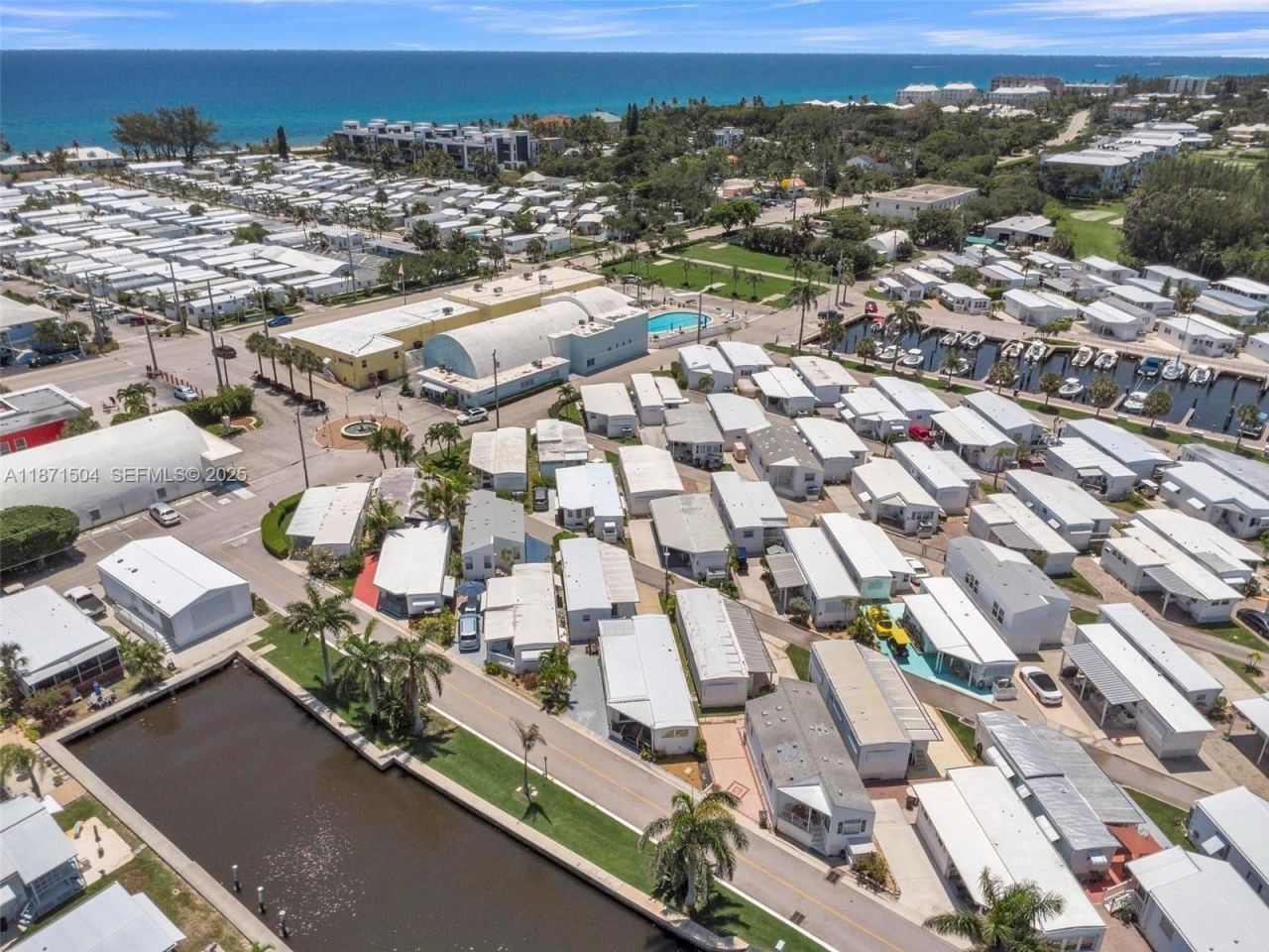 204 Flamingo Dr, Unit 1, Briny Breezes, FL 33435 Photo