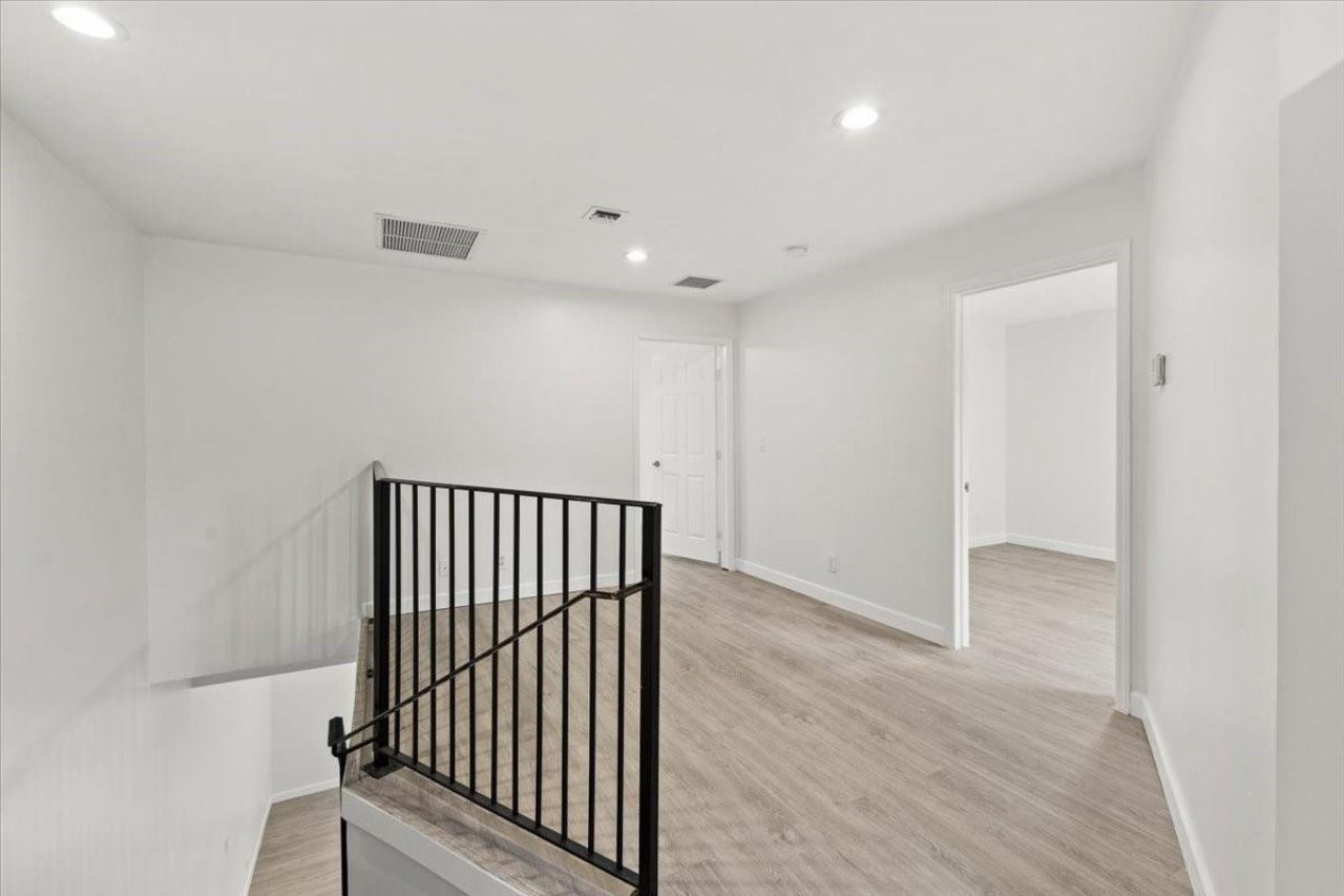 2921 SW 18th Terrace, Unit 7, Fort Lauderdale, FL 33315 Photo