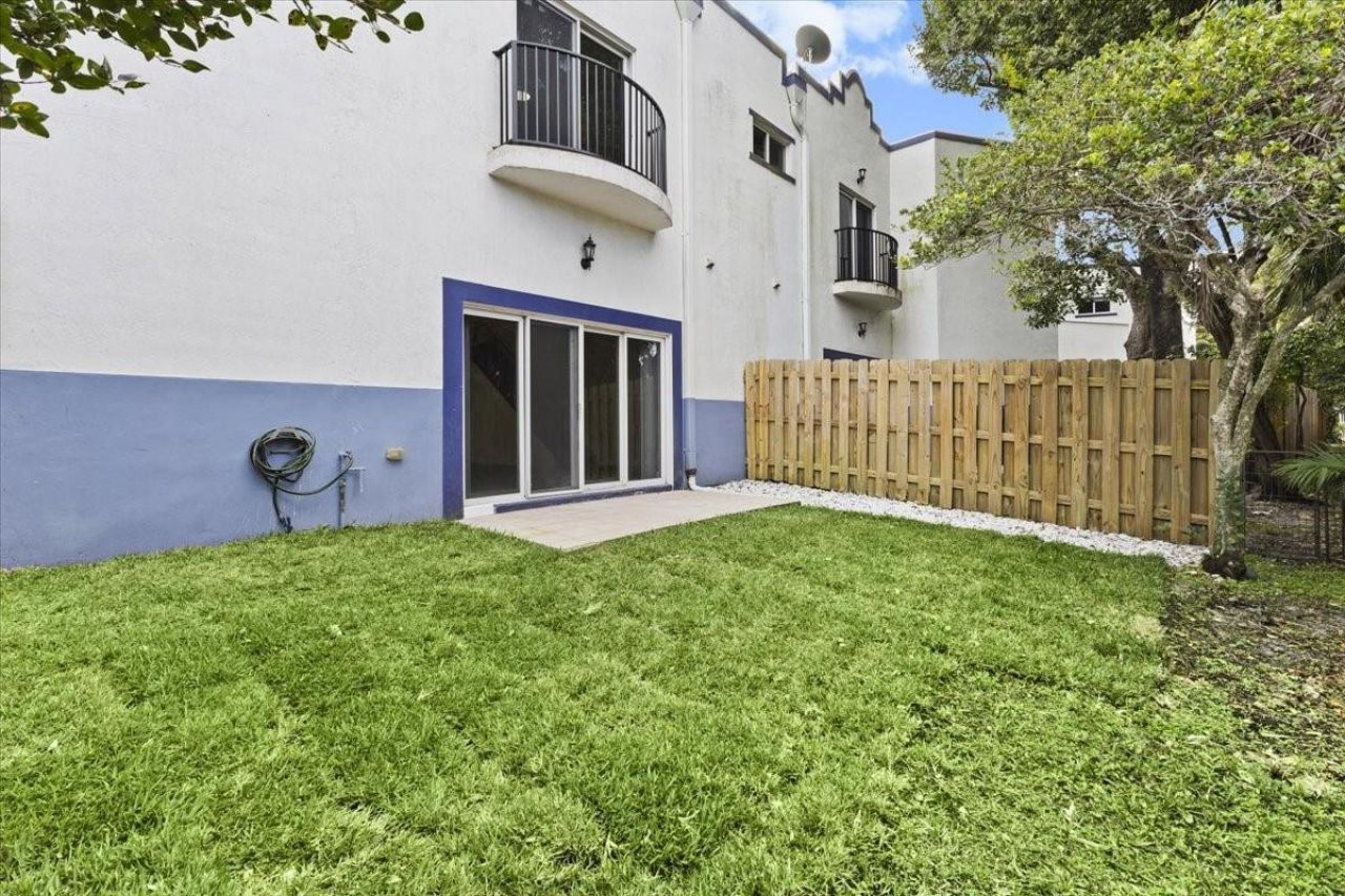 2921 SW 18th Terrace, Unit 7, Fort Lauderdale, FL 33315 Photo