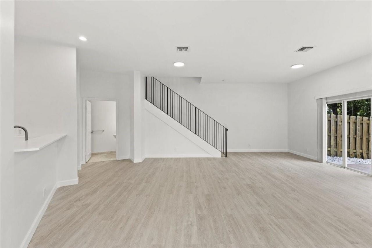 2921 SW 18th Terrace, Unit 7, Fort Lauderdale, FL 33315 Photo