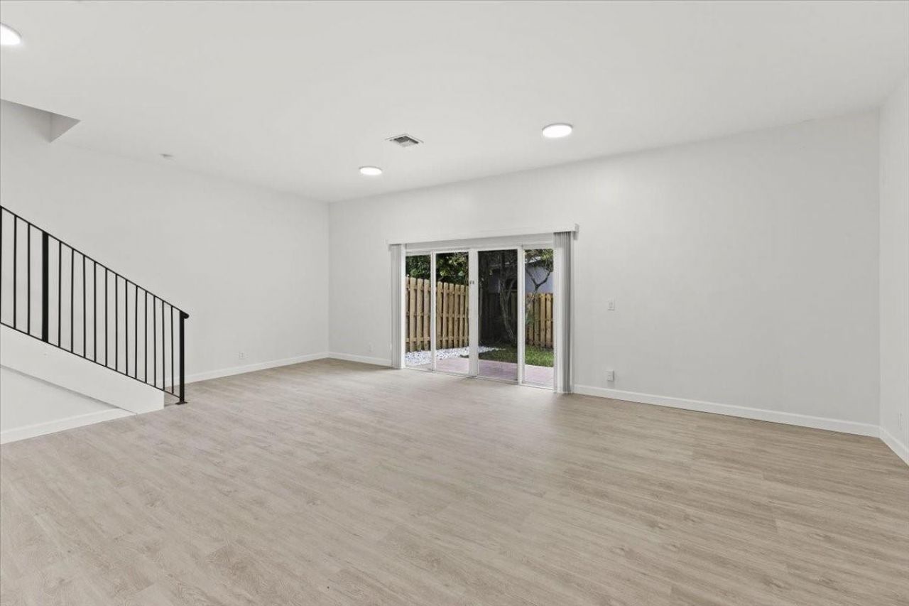 2921 SW 18th Terrace, Unit 7, Fort Lauderdale, FL 33315 Photo