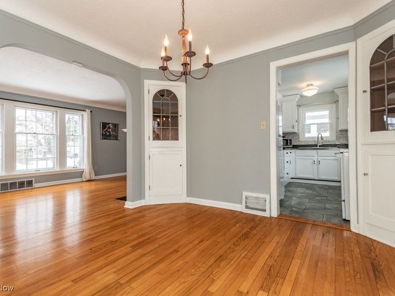 2243 Cranston Road, University Heights, OH 44118 Photo 8