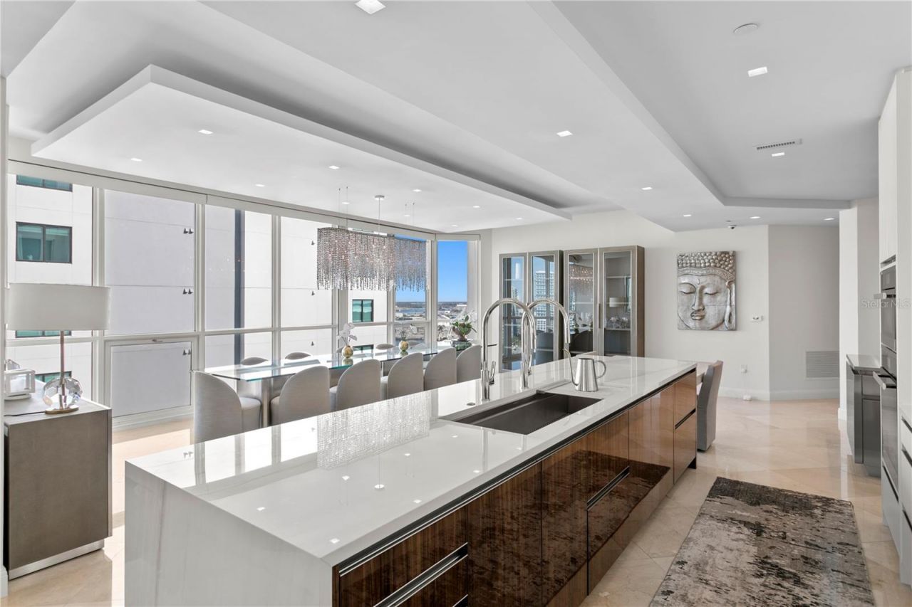 450 Knights Run Avenue, Unit 1801, Tampa, FL 33602 Photo