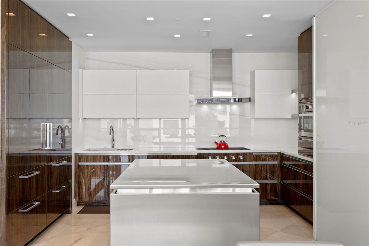 450 Knights Run Avenue, Unit 1801, Tampa, FL 33602 Photo