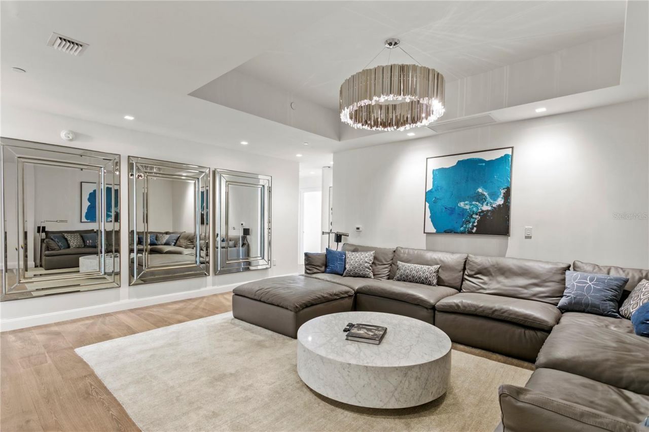 450 Knights Run Avenue, Unit 1801, Tampa, FL 33602 Photo