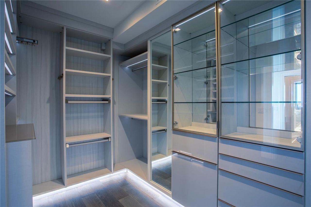 450 Knights Run Avenue, Unit 1801, Tampa, FL 33602 Photo