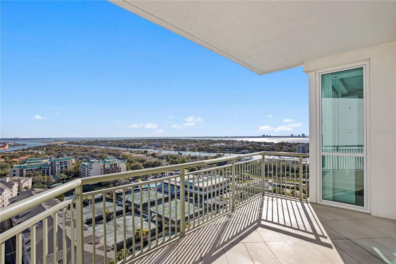 450 Knights Run Avenue, Unit 1801, Tampa, FL 33602 Photo