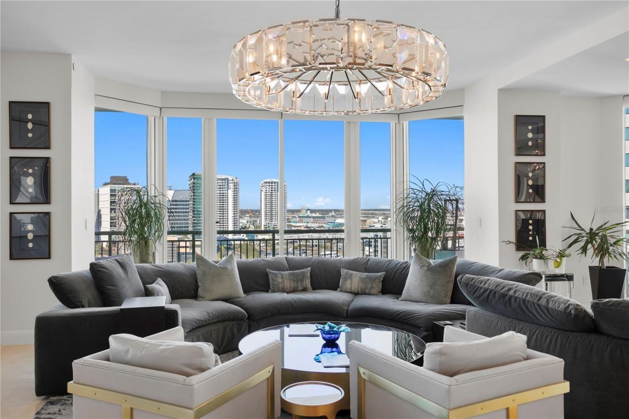 450 Knights Run Avenue, Unit 1801, Tampa, FL 33602 Photo