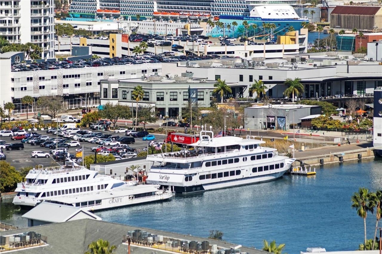 450 Knights Run Avenue, Unit 1801, Tampa, FL 33602 Photo