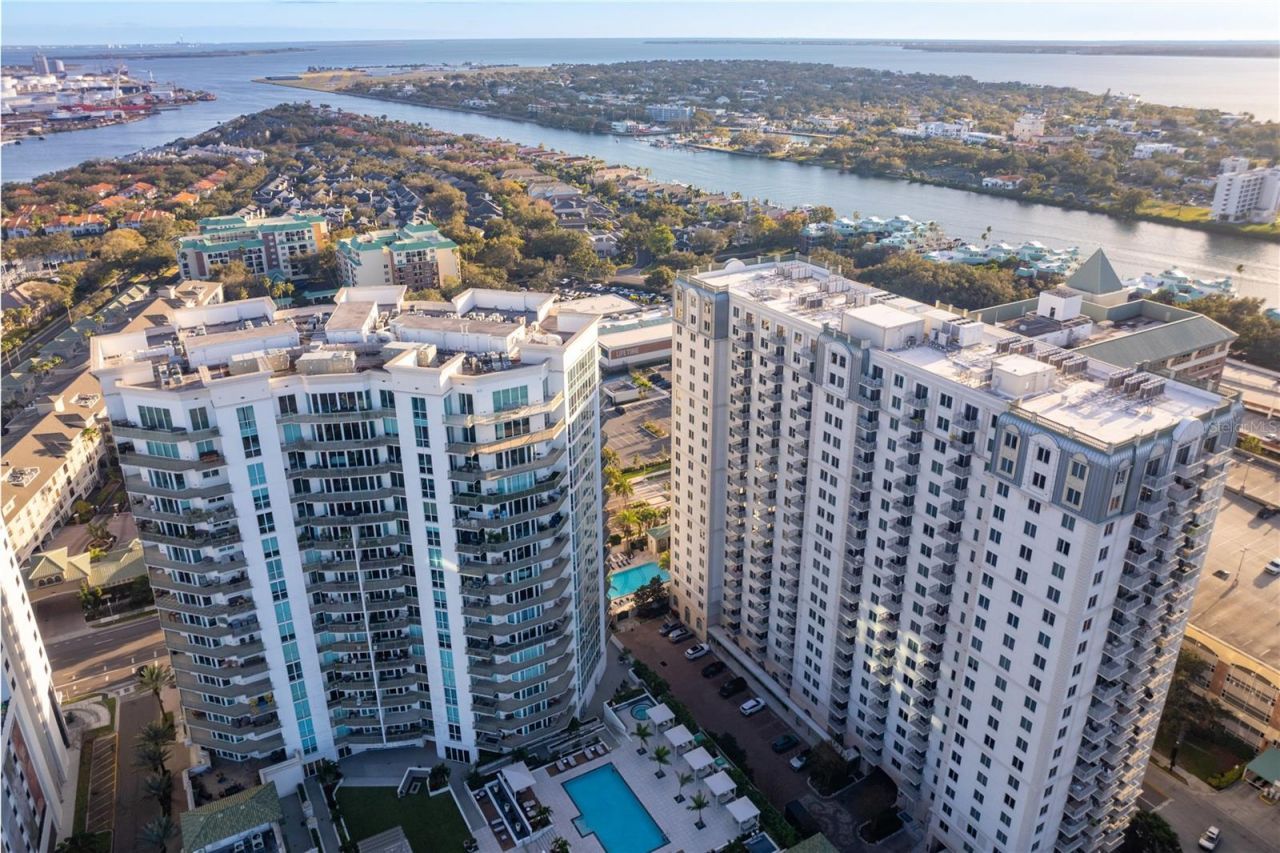 450 Knights Run Avenue, Unit 1801, Tampa, FL 33602 Photo